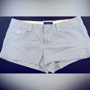 AMERICAN EAGLE OUTFITTERS SHORTS